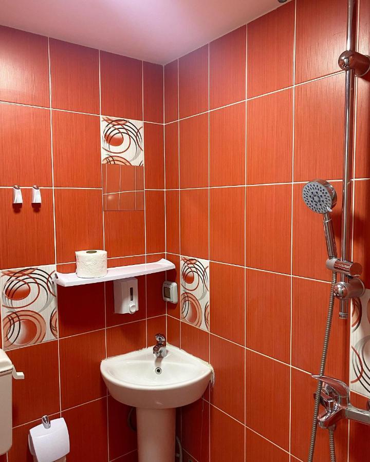 Anthora Hostel Пловдив Экстерьер фото