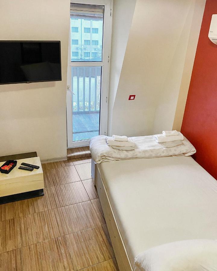 Anthora Hostel Пловдив Экстерьер фото